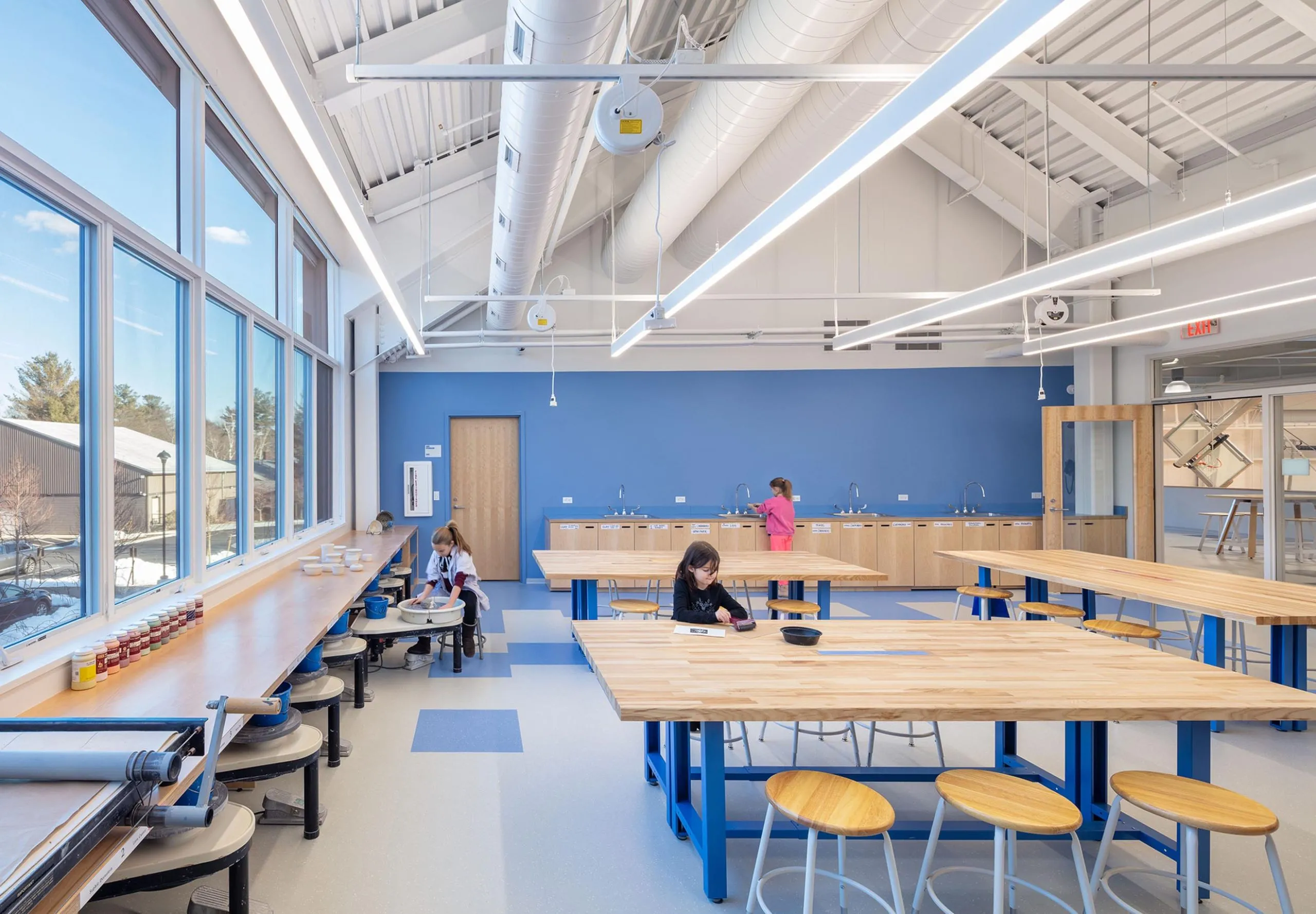 Students in art classroom in Belmont Day School