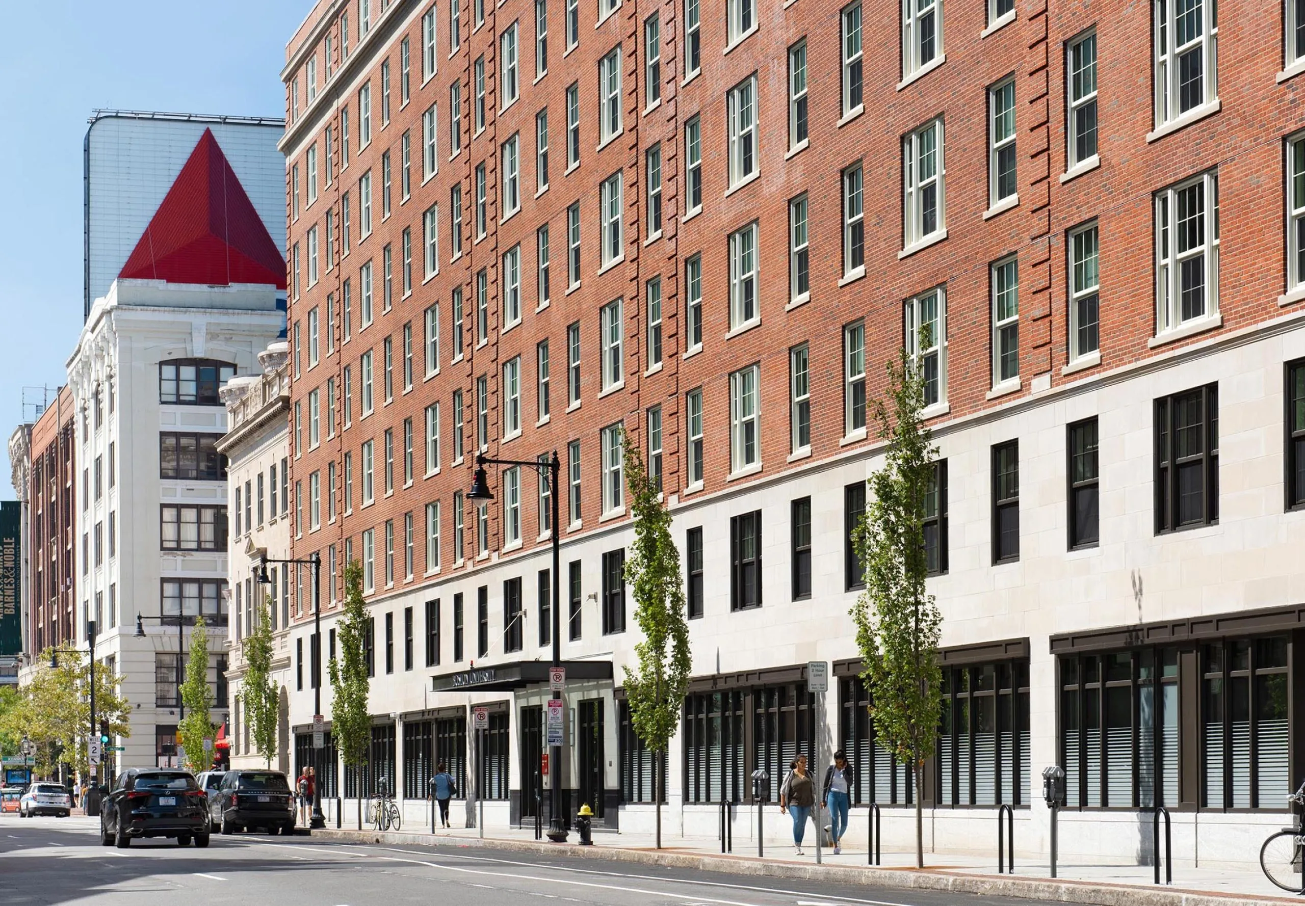 Street view and roads of Boston University 610 Beacon Street Dorms