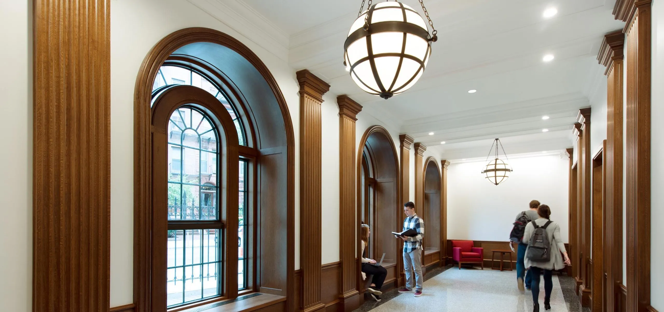 People in hallway at Boston University 610 Beacon Street Dorms