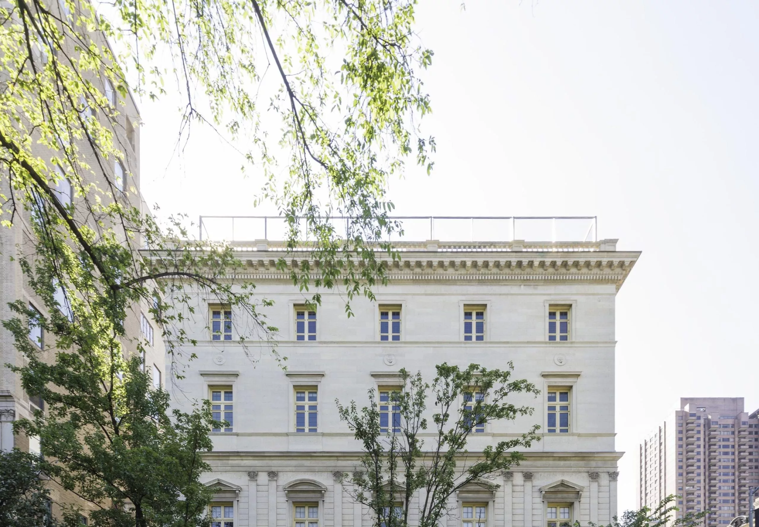 Street view of Convent of the Sacred Heart