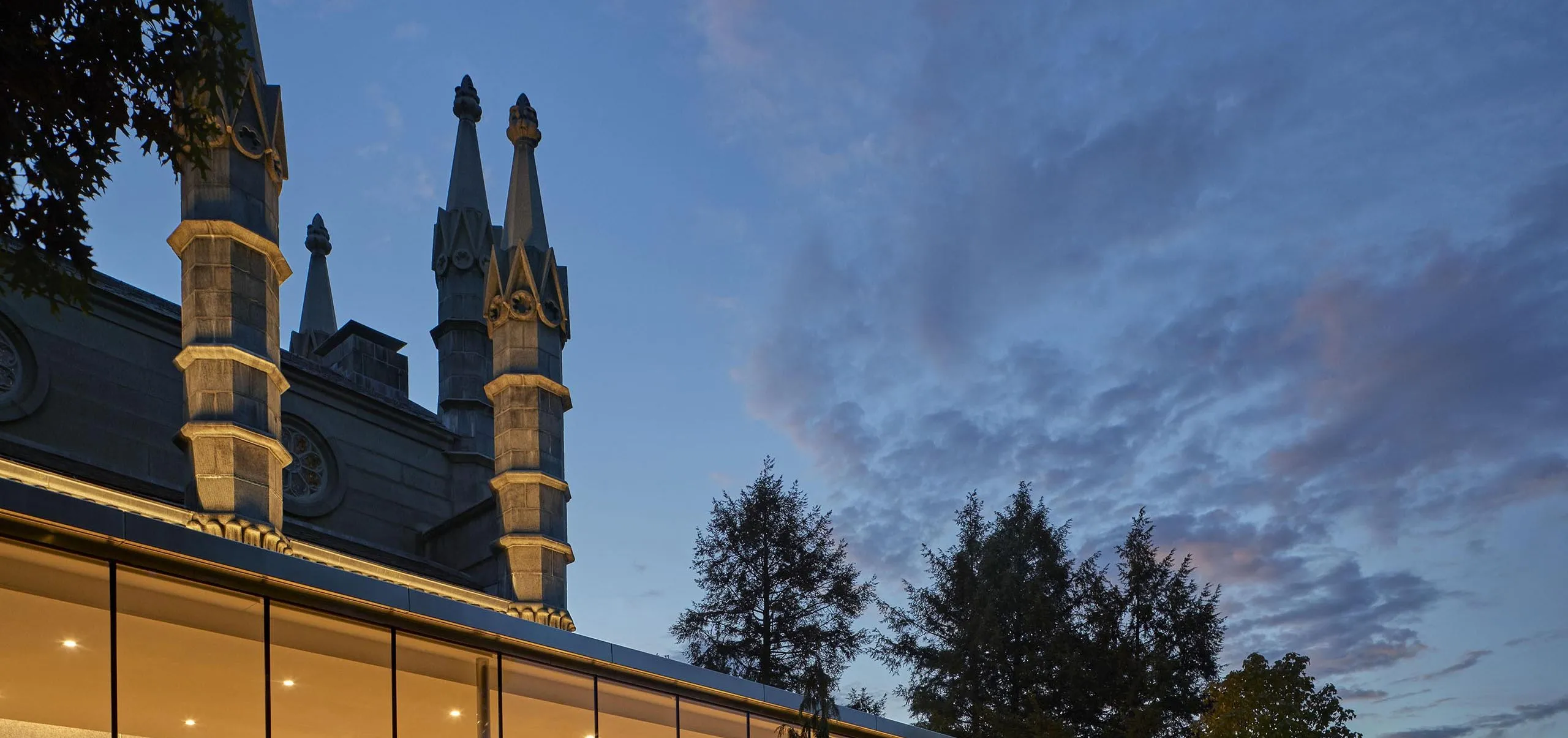 Exterior view of Bigelow Chapel at night