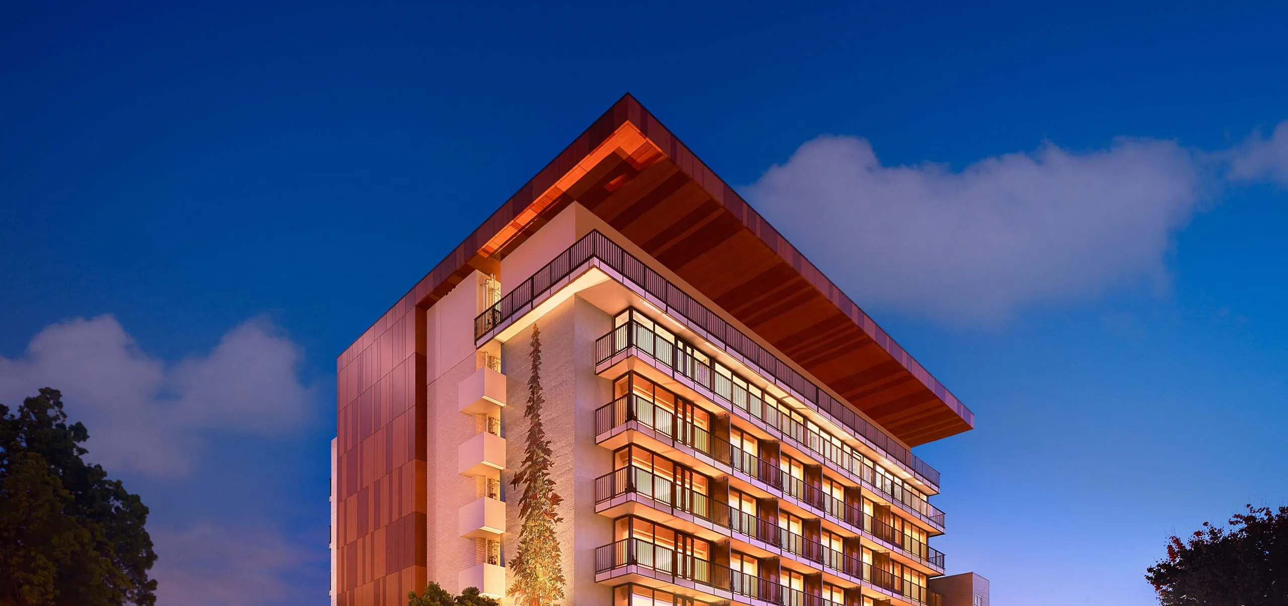 Exterior view of Nobu Hotel Palo Alto at night