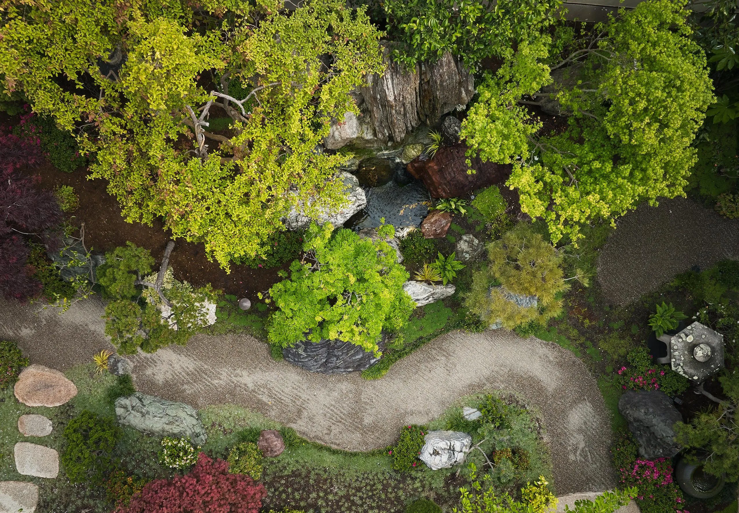 Ariel view of Nobu Palo Alto Garden Restaurant garden path