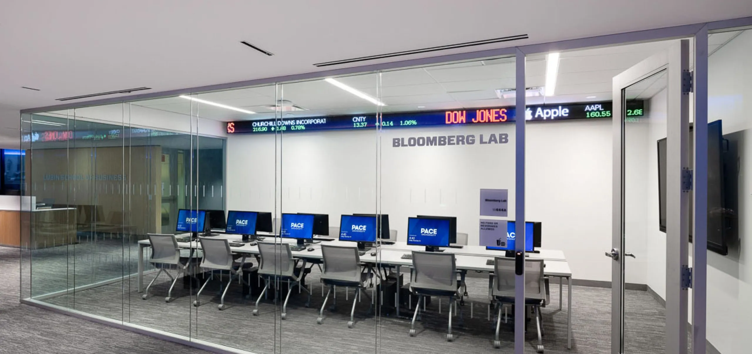 Computer room called the Bloomberg Lab inside One Pace Plaza West