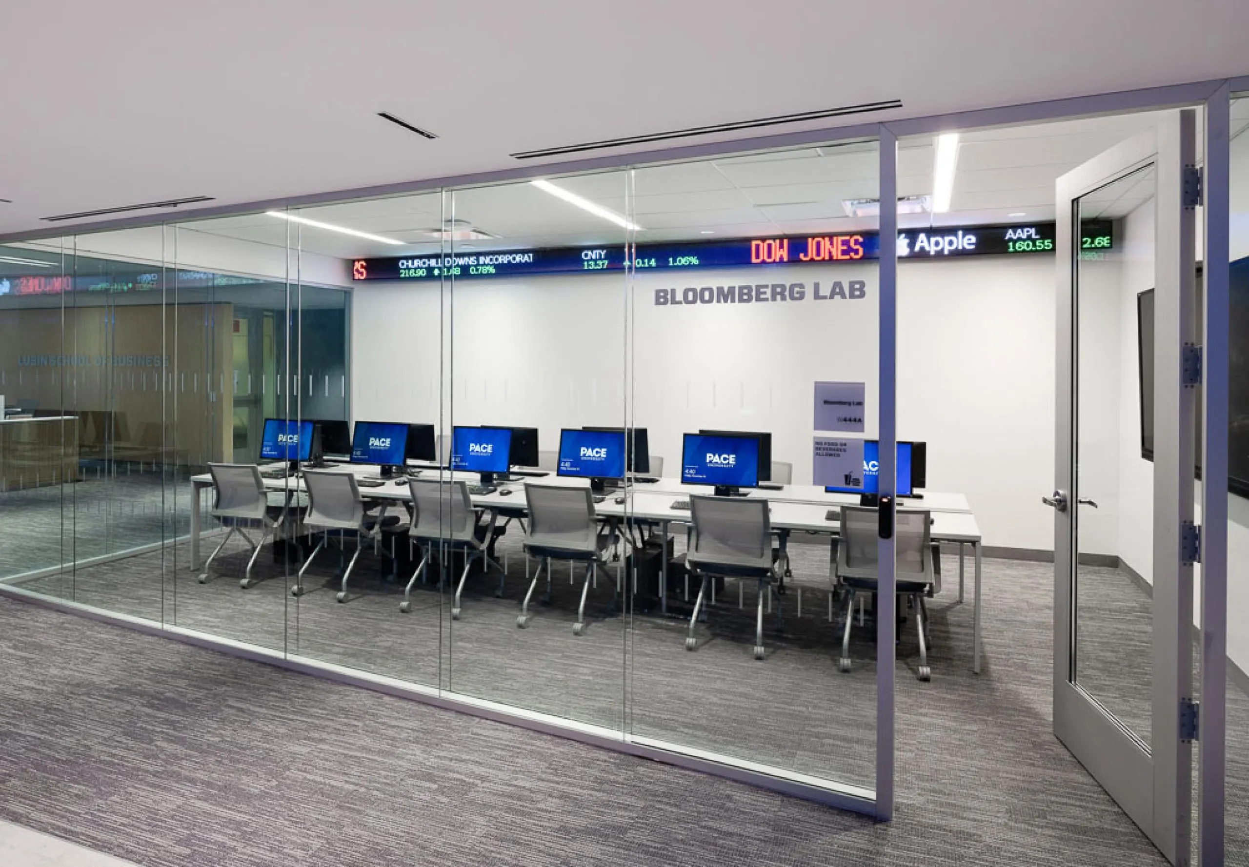 Computer room called the Bloomberg Lab inside One Pace Plaza West